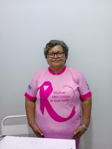Conheça Alice Aniceto, a parteira que salvou vidas entre rios e estradas em Manaquiri