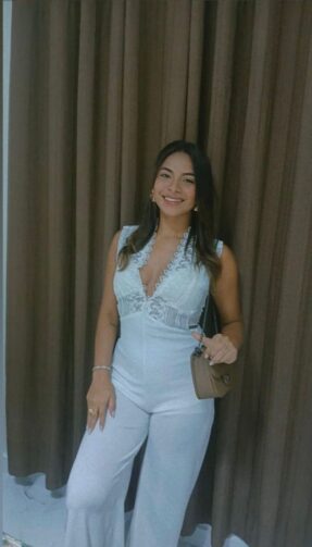 Beleza em casa: Sabrina Nunes aposta no atendimento como manicure domiciliar em Manacapuru