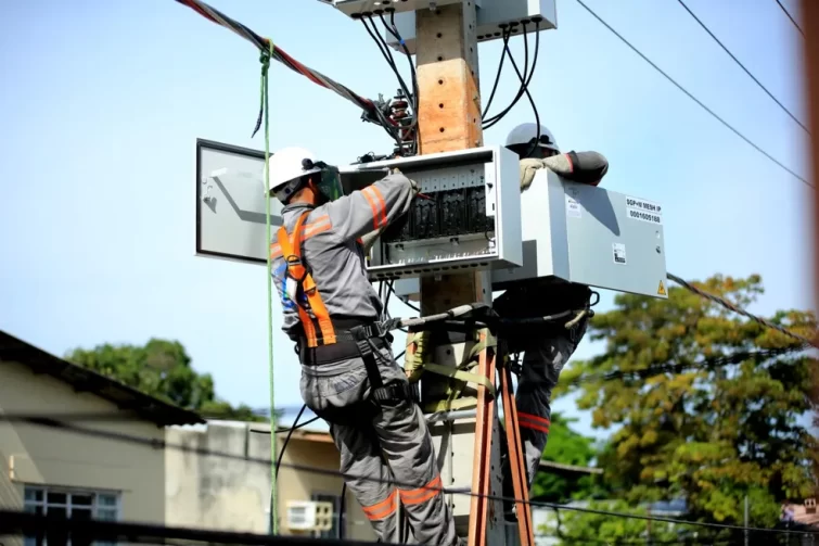 Interrupção de energia em Manaus: 18 bairros terão desligamento programado esta semana