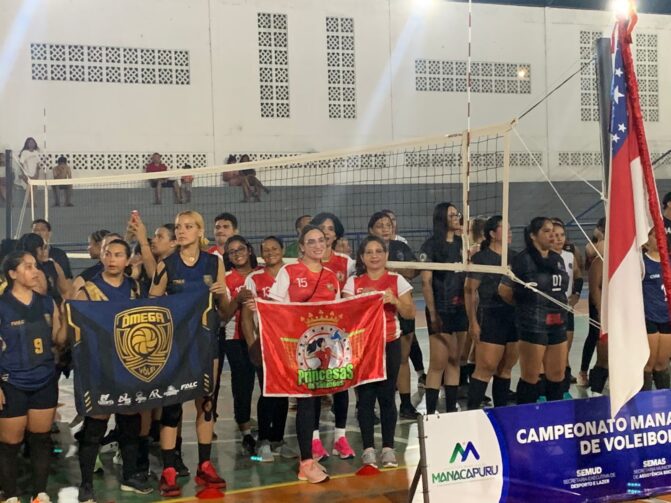 Campeonato de Voleibol inicia com cerimônia e jogos em Manacapuru