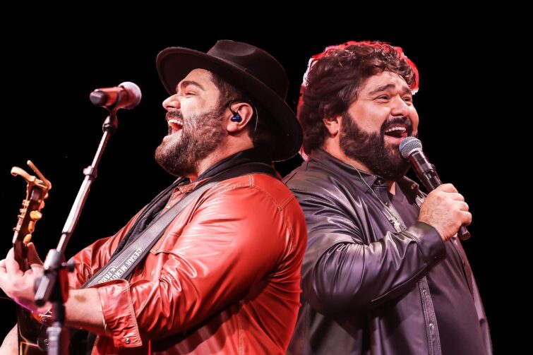 Expojipa 2025 terá atrações nacionais como César Menotti e Fabiano; veja programação