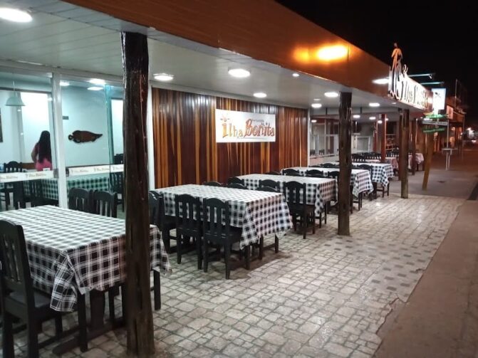 Conheça quatro restaurantes localizados em Itacoatiara