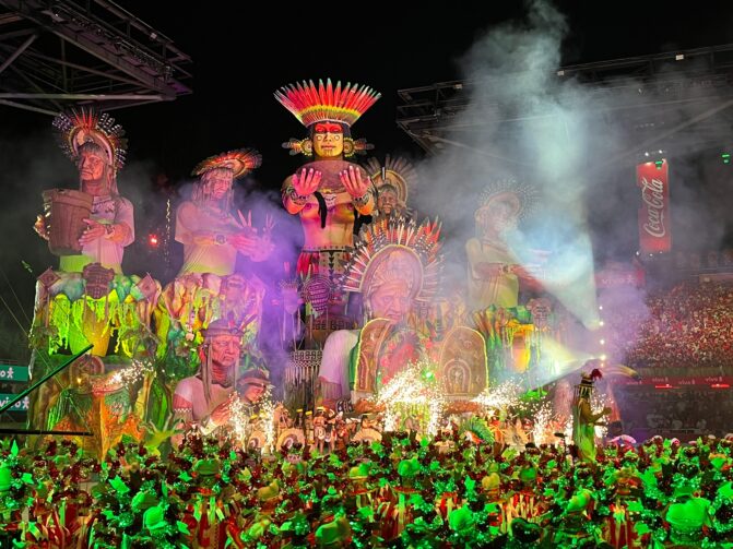 Boi Garantido celebra seu próprio legado e encerra o 58º Festival Folclórico de Parintins