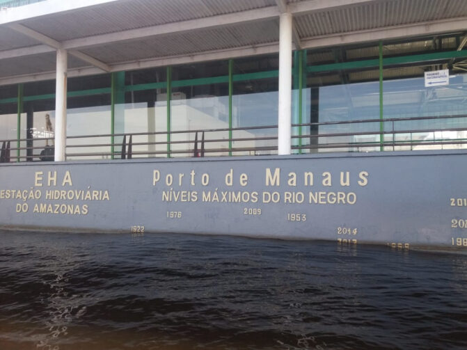 Nível do Rio Negro atinge 28,69 metros em Manaus