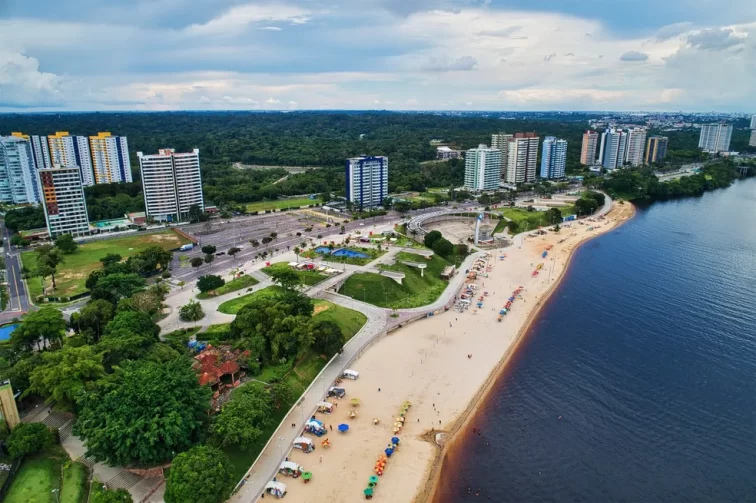 Relembre como nasceu e o que se tornou o bairro Ponta Negra, em Manaus