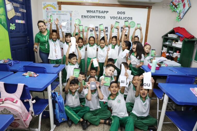 Escola Estadual Ryota Oyama, em Parintins, incentiva a leitura e escrita por meio de aulas lúdicas