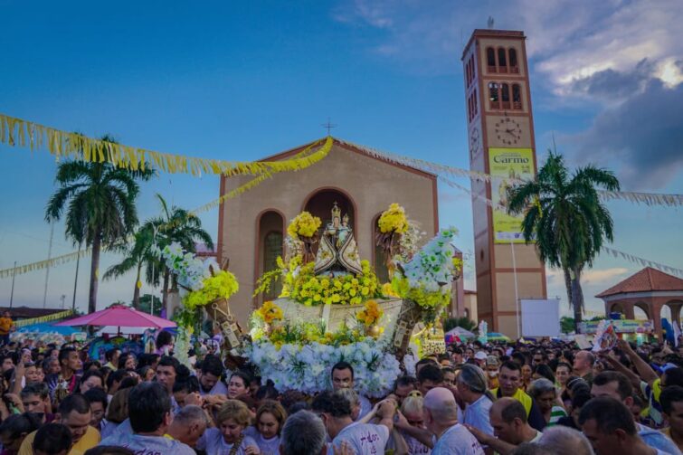 Festejos de Nossa Senhora do Carmo seguem até 16 de julho, em Parintins; veja programação