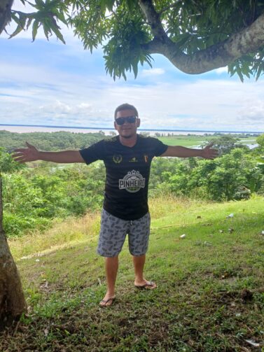 Conheça a trajetória de Fábio Sales, merendeiro em Iranduba