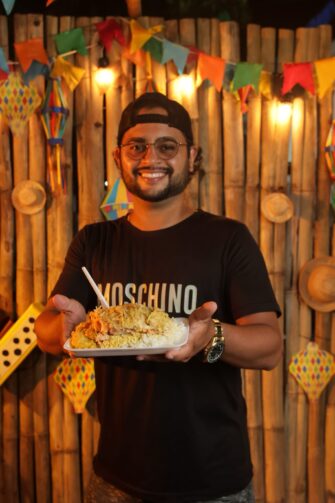 Acreano Grastone Rodrigues encanta com suas lasanhas, em Iranduba