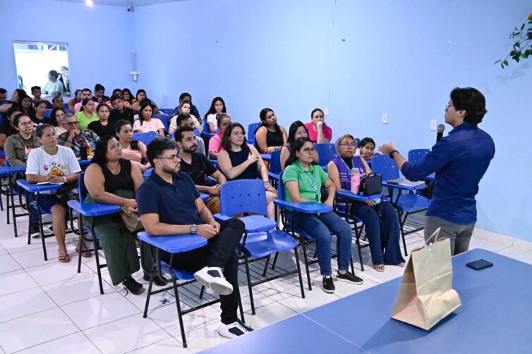 Projeto 'Vivências Amazônicas' oferece capacitação gratuita em turismo no centro histórico de Manaus