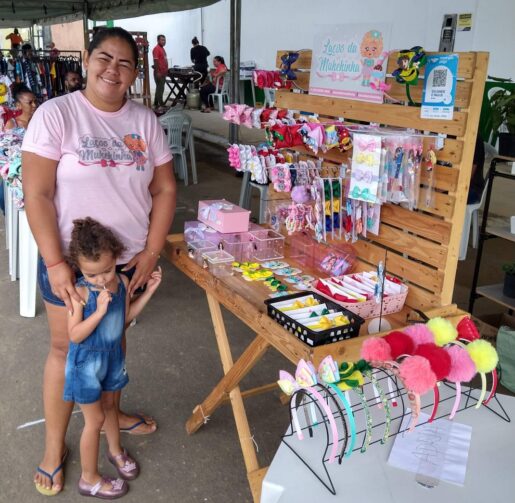 Conheça a trajetória de Adria Lima no mundo do artesanato, em Iranduba