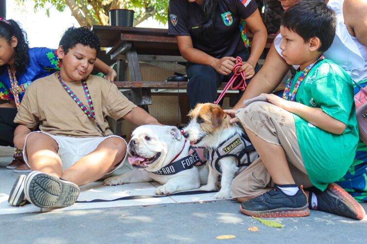 Inscrições abertas: manhã lúdica com cães da Polícia Militar