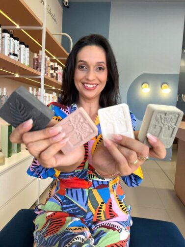 Conheça a trajetória de Lilian Sena com a saboaria artesanal 'Excêntrica', em Ji-Paraná