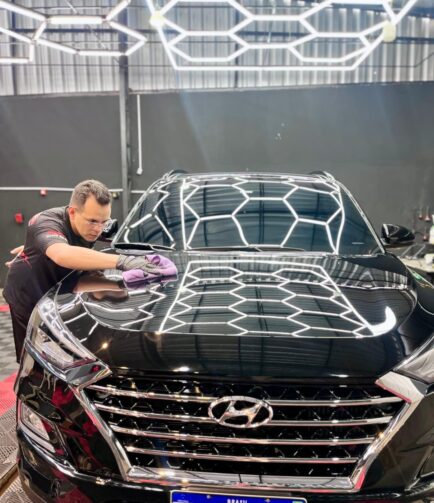 Alexandre Marcião: um pioneiro em estética automotiva em Presidente Figueiredo