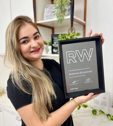 Jovem de Ariquemes conquista espaço no universo da beleza e inspira outras mulheres