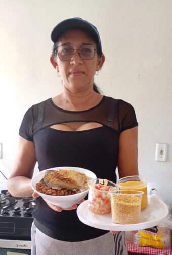 Comida Caseira: conheça o empreendimento de Ednelza Pinto no ramo da alimentação em Autazes