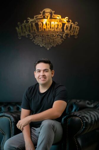 A conexão por trás do corte: Rafael Leite compartilha sua experiência como barbeiro
