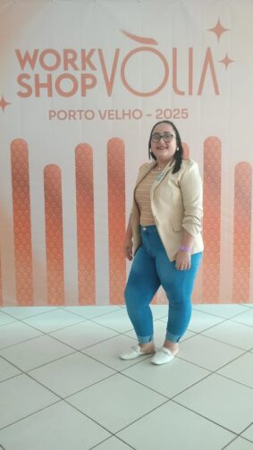 Profissão e propósito: a trajetória de Talita como naildesigner em Ariquemes