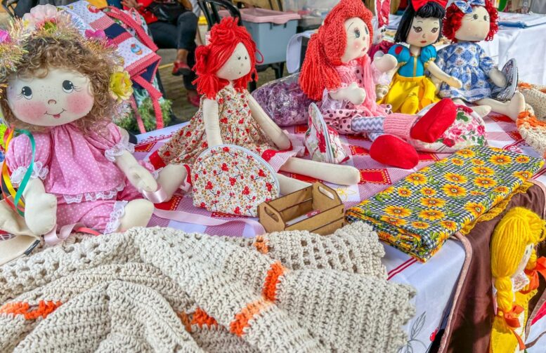 Caravana do Artesanato chega a Figueiredo para cadastro e renovação da carteira do artesão