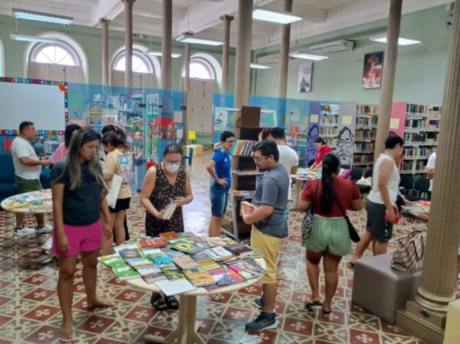Troca de Livros e Gibis acontece domingo na Biblioteca Pública do Amazonas