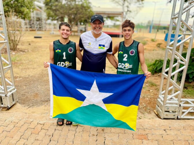 Estudantes de Ji-Paraná conquistam medalha de prata no vôlei de praia nos Jogos da Juventude 2025
