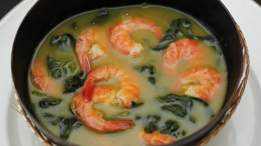 Festa do Camarão reúne culinária e tradição na zona rural de Parintins