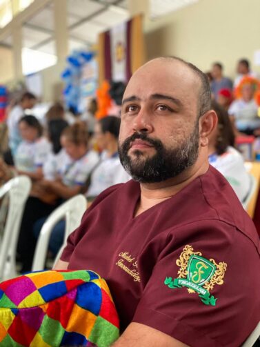 Michel Fabricio se dedica a fonoaudiologia em Itacoatiara