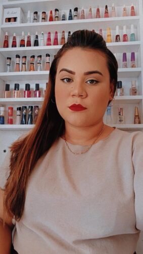 A trajetória de Ysabella Pedrosa no mercado de nails designer em Iranduba