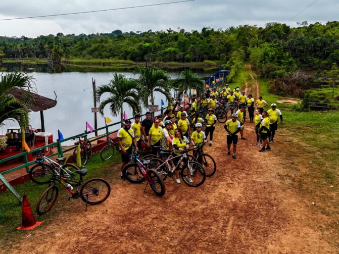 Passeio ciclístico solidário marca o Dia das Crianças em Itacoatiara