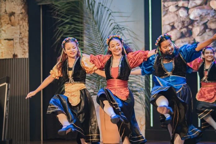 Festival Cultural une arte e música para narrar tradicional história bíblica na Ponta Negra