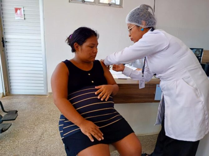 Campanha de vacinação contra o vírus da influenza começa em Parintins