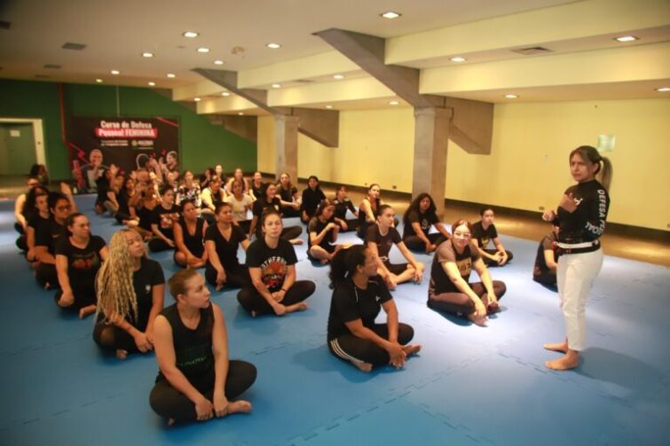 Jorge Teixeira recebe 15ª edição do Curso de Defesa Pessoal Feminina