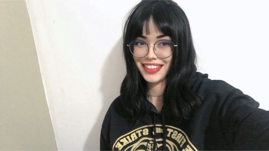 Amor aos fios: Adriana Braga é cabeleireira em Itacoatiara; conheça