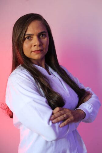 Conheça trajetória de Luciana Rodrigues na área da podologia em Iranduba