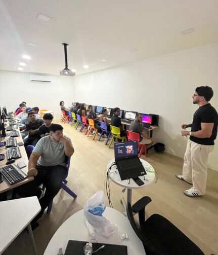 Centro de Tecnologia transforma educação e gera oportunidades em Maués