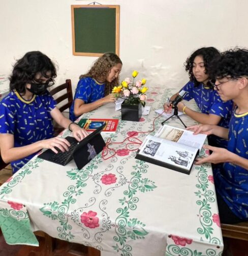 Escola de Parintins conquista título em olimpíada sobre cultura afro-brasileira