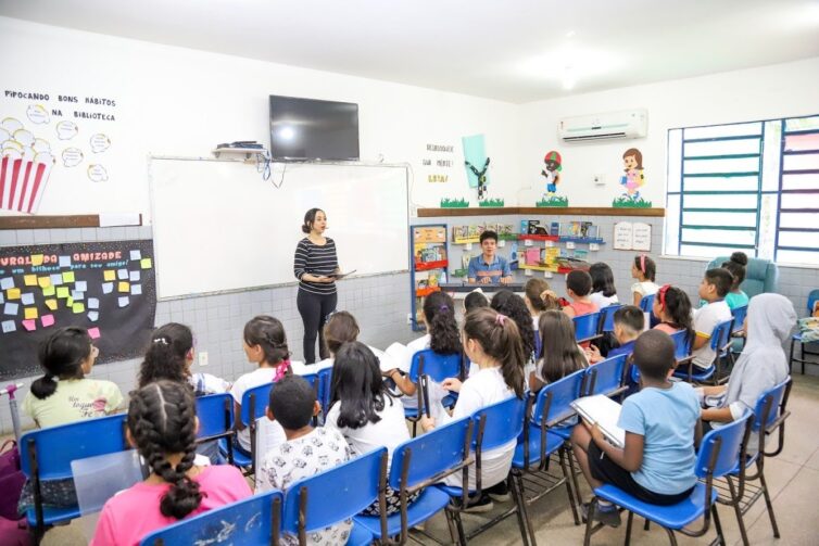 Inscrições para o 'Programa Ciência na Escola' vão até o dia 16 de março