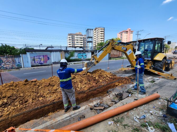 Ampliação do sistema de esgoto provoca interdições temporárias em Manaus