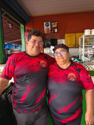 Conheça a trajetória do casal Sebastião Braga e Claudete Onety à frente do Lanche e Restaurante do Tião, em Autazes