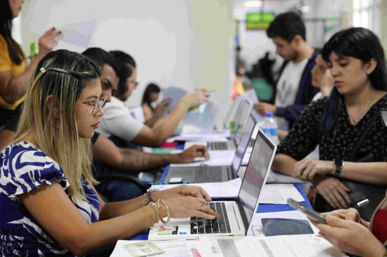 Educação convoca novos candidatos do PSS para o interior e áreas indígenas do Amazonas