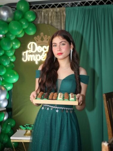 Brena Hadassa cria 'Doce Império' e aposta na venda de doces em Itacoatiara