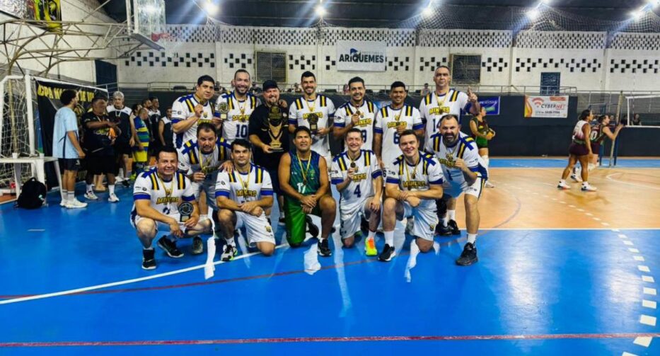 Miners Volei conquista título invicto na Copa Ariquemes Master