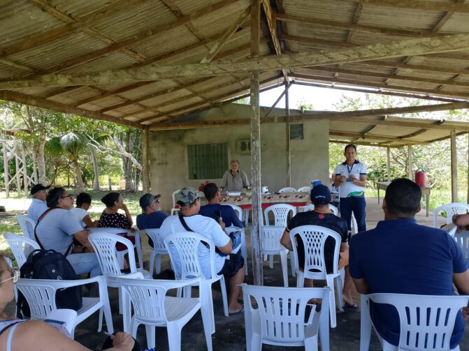 Comunidades rurais de Rio Preto da Eva recebem cursos de práticas sustentáveis