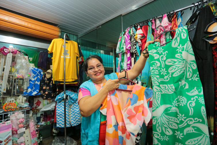 'Bazar das Mães' oferece opções acessíveis de presentes em Manaus