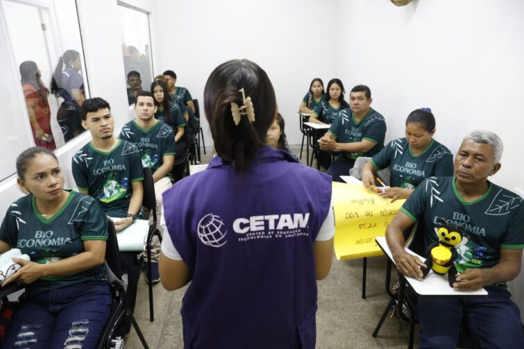 Nova unidade do Cetam em Manacapuru oferece ambiente tecnológico aos alunos 