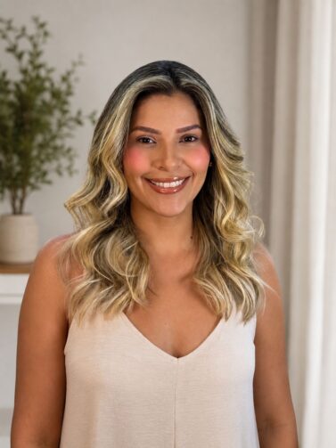 Thayanny Leite é dona de uma loja especializada em doces artesanais, em Itacoatiara