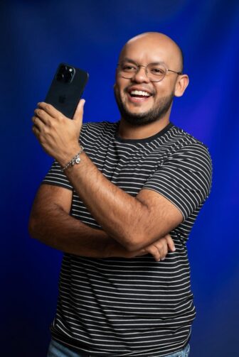 Influenciador Renan Cruz constrói trajetória na comunicação em Itacoatiara