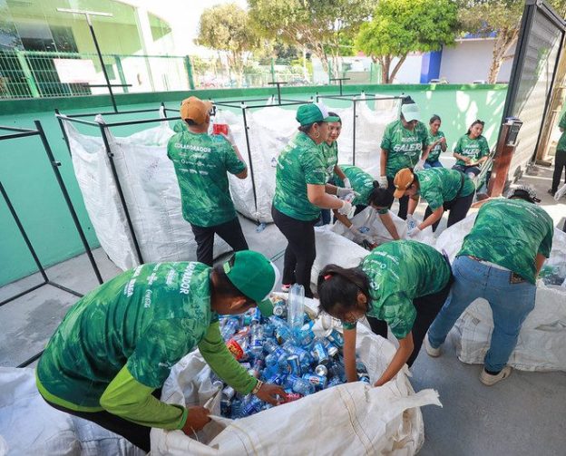 Caprichoso leva título de Campeão Sustentável do 59º Festival de Parintins