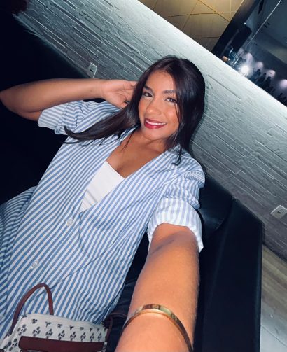 Entre vídeos e vendas, Bruna Reis fortalece negócios em Careiro
