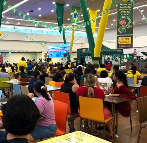 Shopping reúne atrações gratuitas e promove exibições de jogos da Copa no bairro Santa Etelvina
